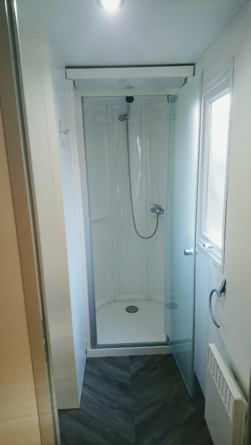 Superbe Mobil Home 6 Pers 300M De La Mer 圣布里文莱丝皮恩 外观 照片
